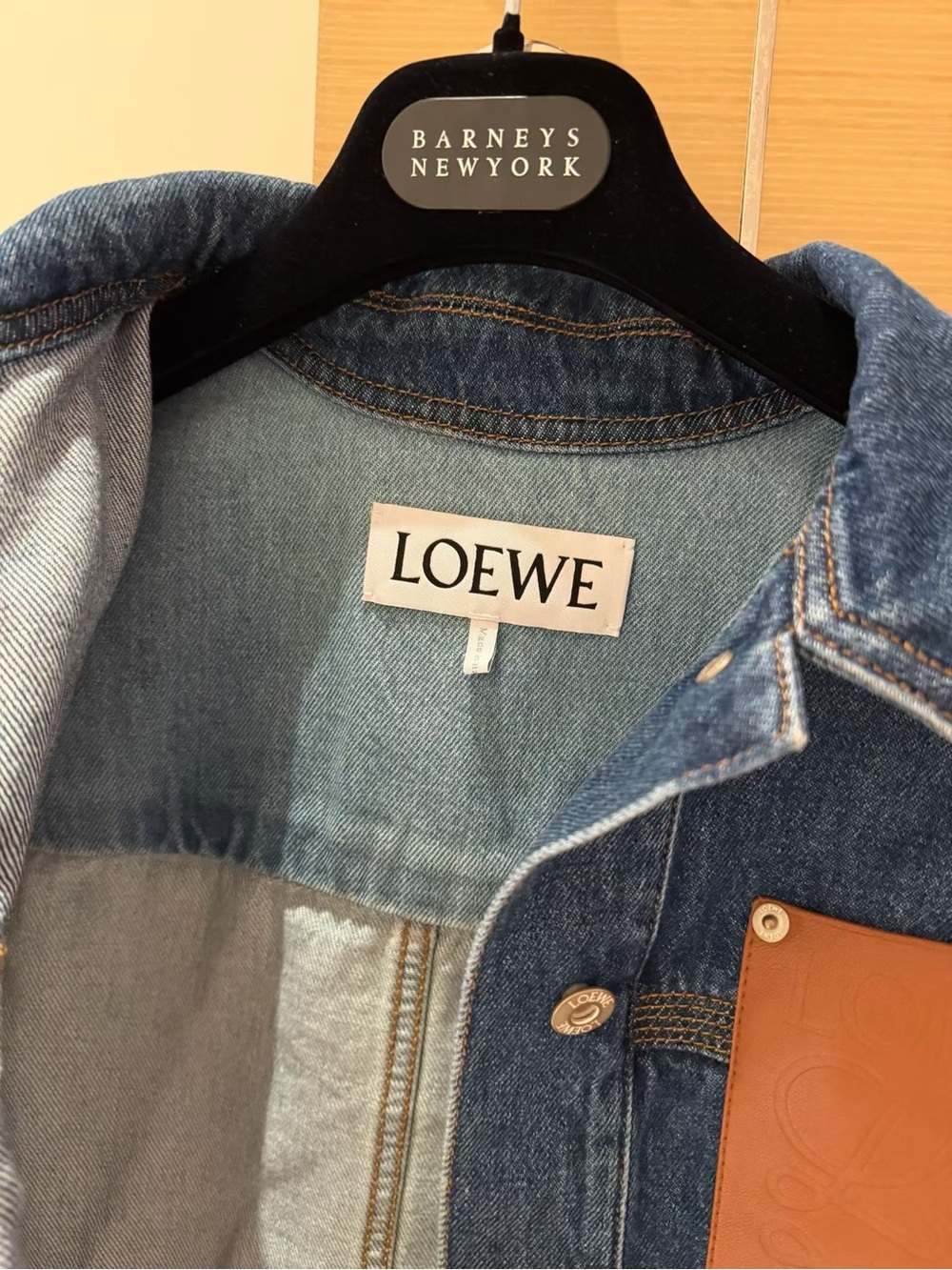 🚩steal Loewe Blue Denim Jacket with Tan Leather Patch - Picture 4 of 9
